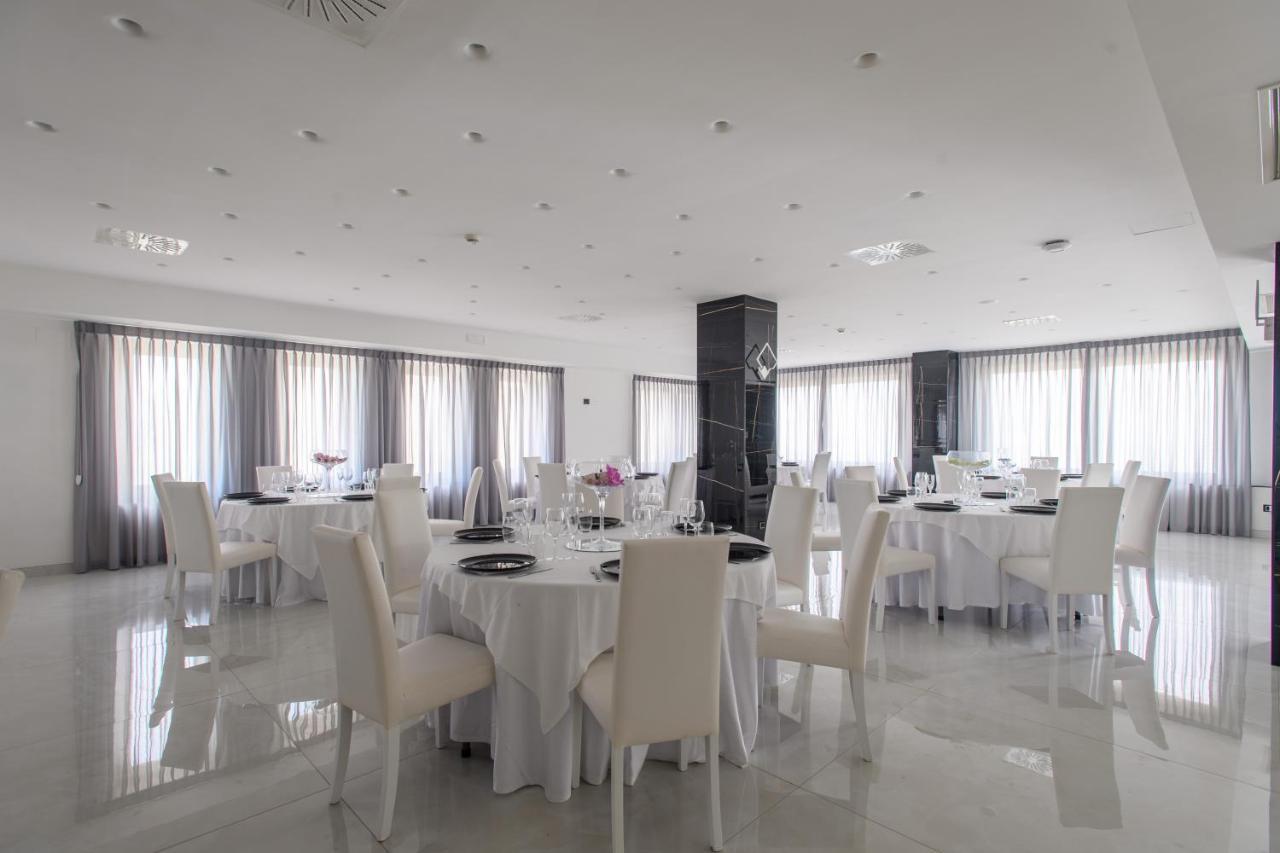 Hotel Ancora Понтеканьяно Экстерьер фото
