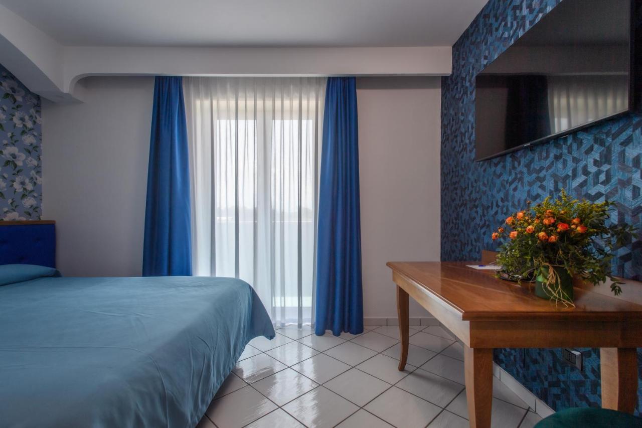 Hotel Ancora Понтеканьяно Экстерьер фото