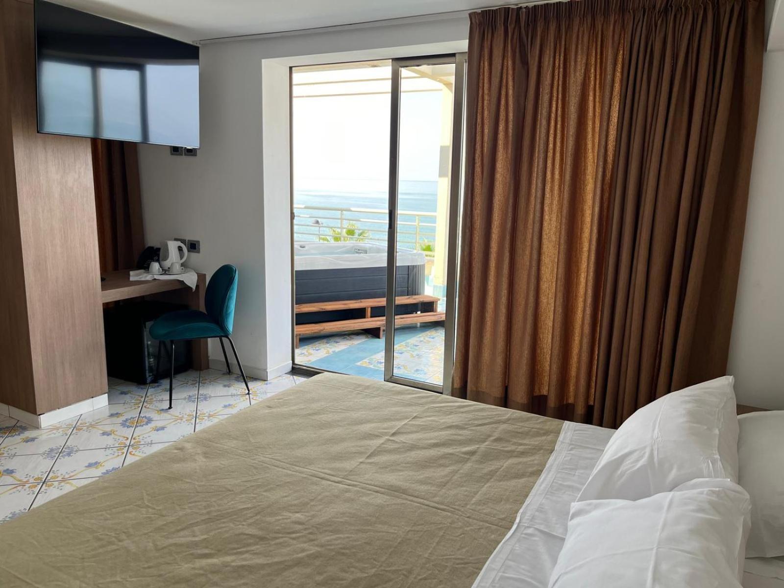 Hotel Ancora Понтеканьяно Экстерьер фото