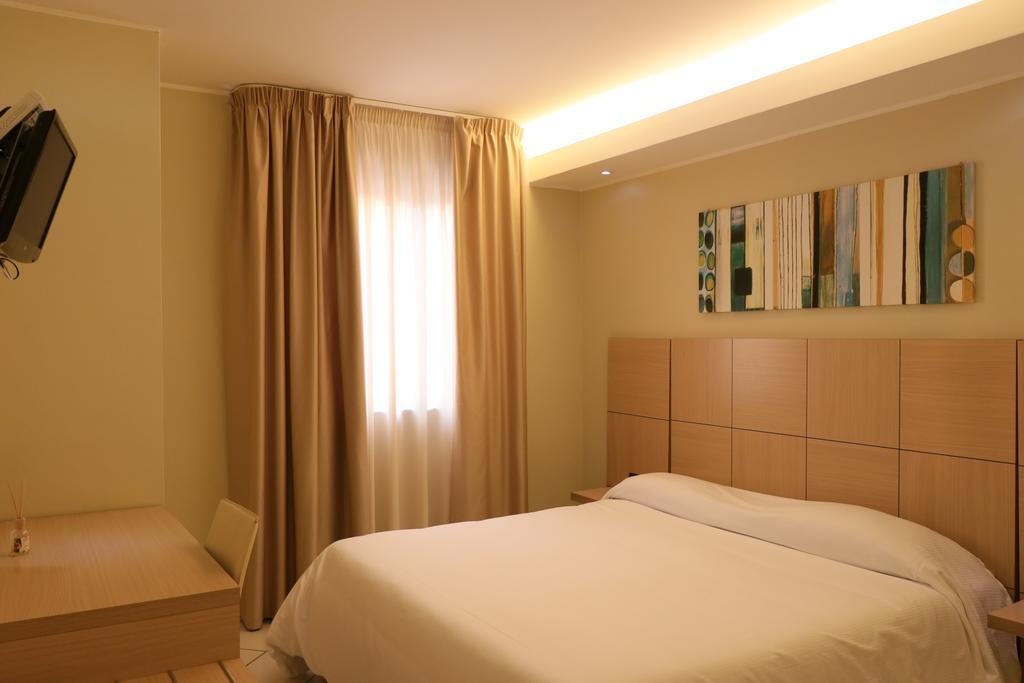 Hotel Ancora Понтеканьяно Экстерьер фото